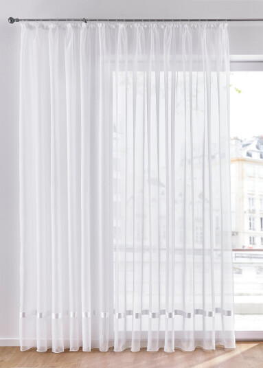 bonprix Gardin med satengbånd 1 (H/B: 100/300 cm),2 (H/B: 120/300 cm),3 (H/B: 145/300 cm),4 (H/B: 145/450 cm),5 (H/B: 170/300 cm),6 (H/B: 170/450 cm),7 (H/B: 225/300 cm),8 (H/B: 225/450 cm),9 (H/B: 245/300 cm),10 (H/B: 245/450 cm) hvit