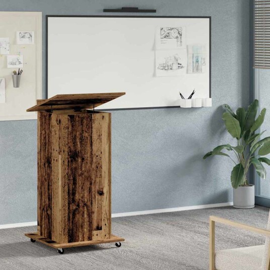  Podium med hjul i gammel treverk konstruert tre