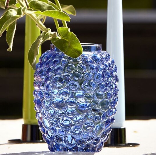 Vase Sofian i Blå boblete glass fra Edelweiss