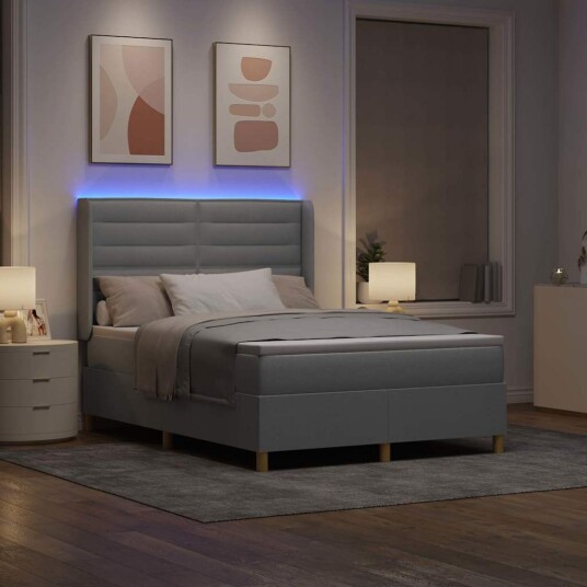  Box Spring Seng med Madrass og LED Lys Lys Grå 140x190 cm Stoff