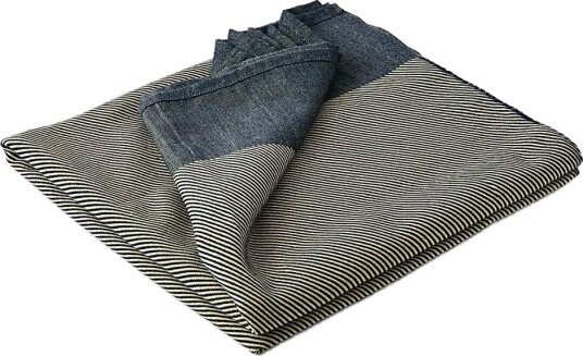 Studio About Throw Yellow/Dark Blue Blue 1400 Studio About Throw Yellow/Dark Blue Blue 1400