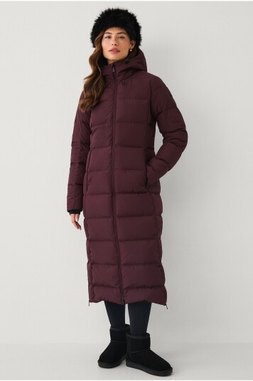 Áhkká Dunfrakk Down Coat Long with Hood W Rød Áhkká Dunfrakk Down Coat Long with Hood W Rød