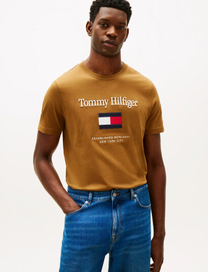 Tommy Hilfiger Tommy Embro Flag Tee - Brown - L