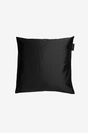 Linum Putetrekk Silk Svart