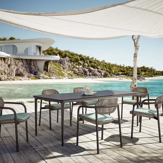 Dedon Bellmonde spisebord 95x170 cm Svart pepper