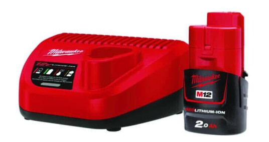 Milwaukee Batterisett M12 NRG-201 12V, 2Ah Milwaukee Batterisett M12 NRG-201 12V, 2Ah