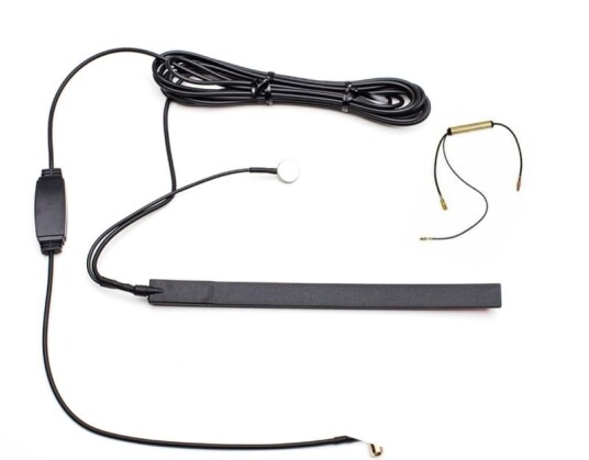 Dab/Radiotilbehør DAB antenne SMB m/separat 12v Dension ADSC700 DENSION