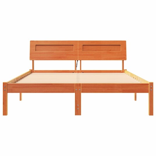  Sengestamme med hodegjerde Voksbrun 135 x 190 cm Heltre furu
