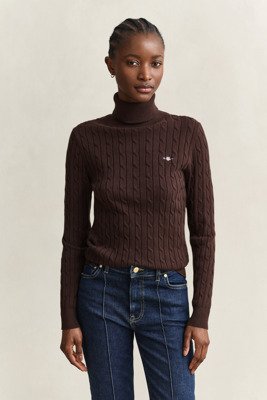 Kabelstrikket turtleneck genser i bomull DEEP BROWN S
