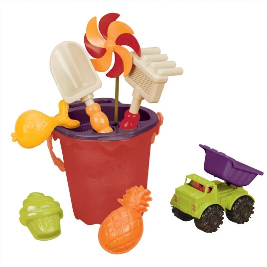 B. Toys Sandlek Spannsett med 8 deler Rød