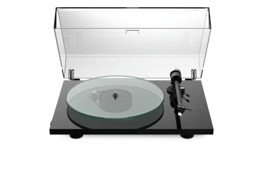 Pro-Ject T2 - Sort piano Platespiller med Sumiko Rainier