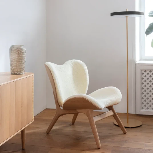 Umage A Conversation Piece Lounge stol Oak/Teddy White Umage A Conversation Piece Lounge stol Oak/Teddy White