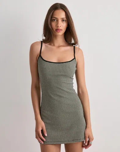 Nelly Rutete/Stripete Checkered Mini Dress