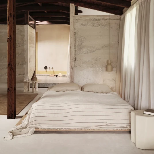 Ferm Living Living Aires Sengeteppe 160x240 cm Undyed