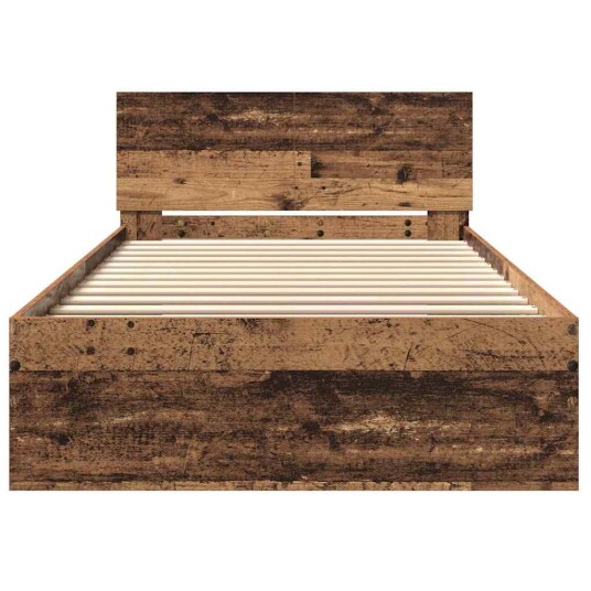  Sengestamme med hodegatt Gamle tre 100 x 200 cm Massivt furutre
