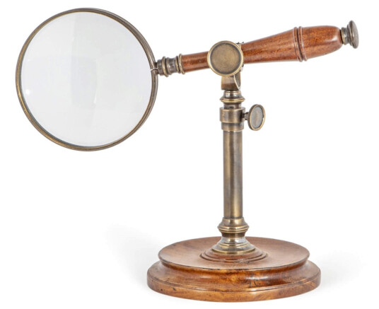 Förstoringsglas med stativ, brons Förstoringsglas med stativ, brons