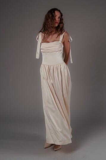 Murlongcres. Elsa Maxi Dress Ivory Satin