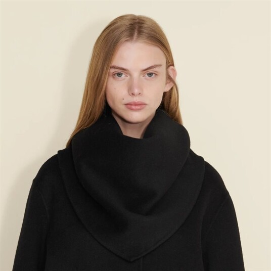 Felsa Wool Scarf Black Felsa Wool Scarf Black