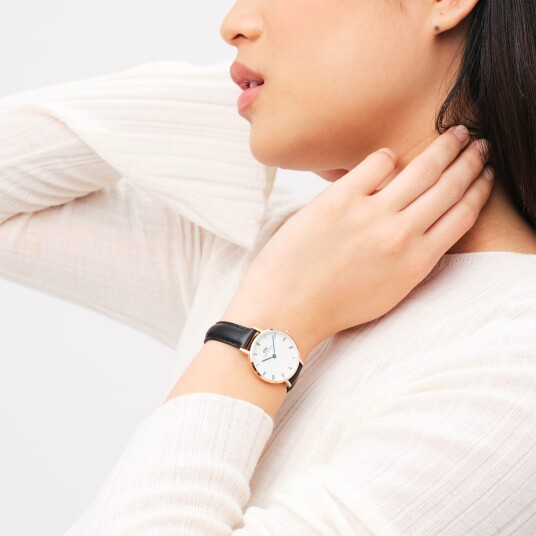 Daniel Wellington DW Watch Petite Roman Numerals Sheffield Rose Gold 28mm Daniel Wellington DW Watch Petite Roman Numerals Sheffield Rose Gold 28mm