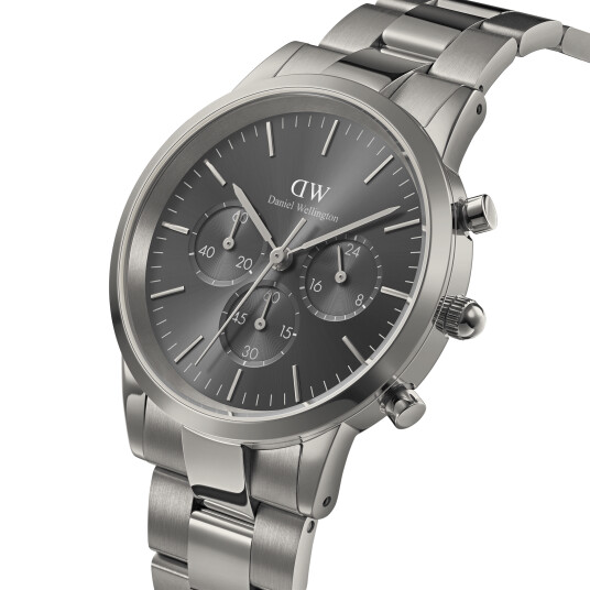 Daniel Wellington DW Watch Iconic Chronograph Link Graphite GM 42mm
