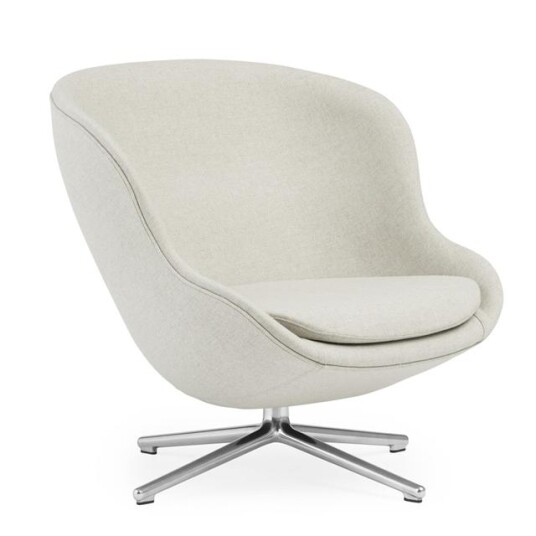 Normann Copenhagen Normann Copenhagen Hyg Lenestol med Svingbar Ramme Lav Aluminium/ Sand MLF20