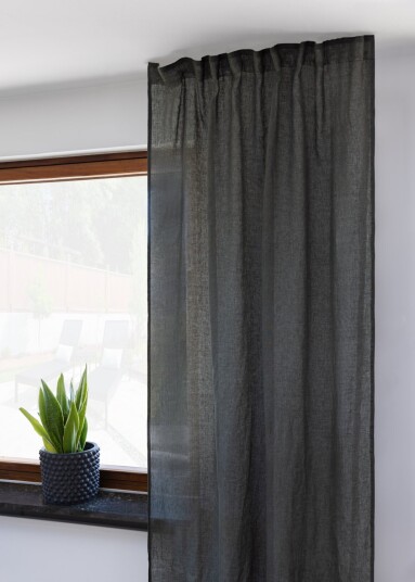 Gardiner   Lingardin Livia grønn Størrelse: 145 x 300 cm