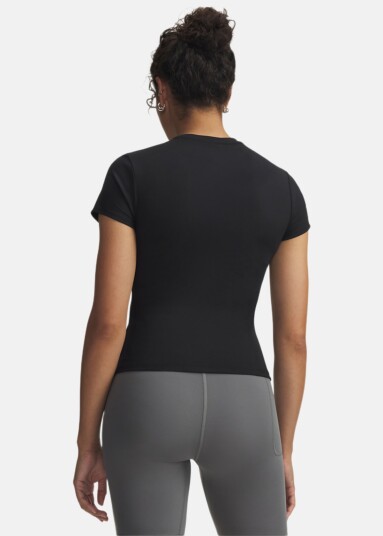Under Armour Motion Fitted SS EMEA Under Armour Motion Fitted SS EMEA