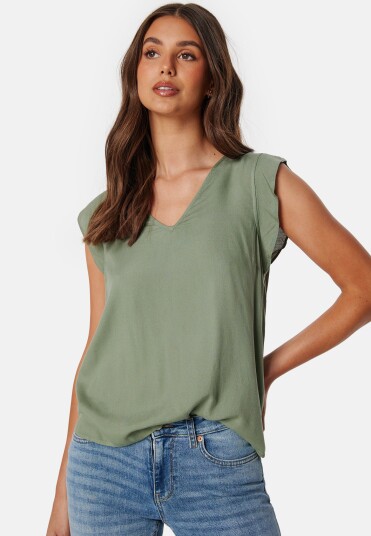 Pieces Pcnya SL V-Neck Top Hedge Green M Pieces Pcnya SL V-Neck Top Hedge Green M
