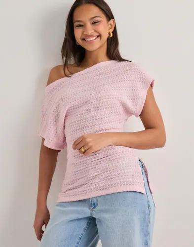 Nelly Rosa Crochet Slit Top