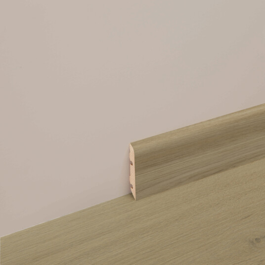 BERRYALLOC BERGEN EIK SOKKELLIST 2400X14X60 BERRYALLOC BERGEN EIK SOKKELLIST 2400X14X60