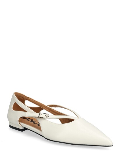 Bianco Biabari Cut Out Pointy Flat Faux Leather Cream 39 Bianco Biabari Cut Out Pointy Flat Faux Leather Cream 39