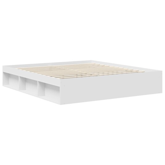 Sengestamme med hodegjerde Hvit 180 x 200 cm Massiv furu Sengestamme med hodegjerde Hvit 180 x 200 cm Massiv furu