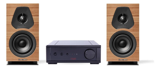 Sonus Faber Lumina I og Rega io Stereopakke med høyttalere i valnøtt Sonus Faber Lumina I og Rega io Stereopakke med høyttalere i valnøtt