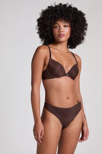 Hunkemöller Usynlig grunnleggende thong Brun