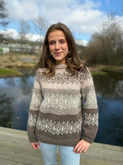 Garnius x Vibeke Lauritsen 621VL-02a Vigre Genser