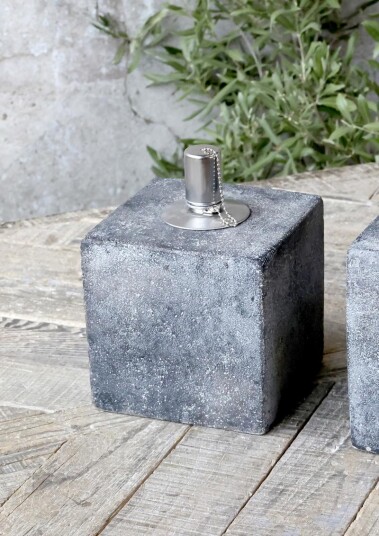 Chic Antique Oljelampe Sement H20 Chic Antique Oljelampe Sement H20