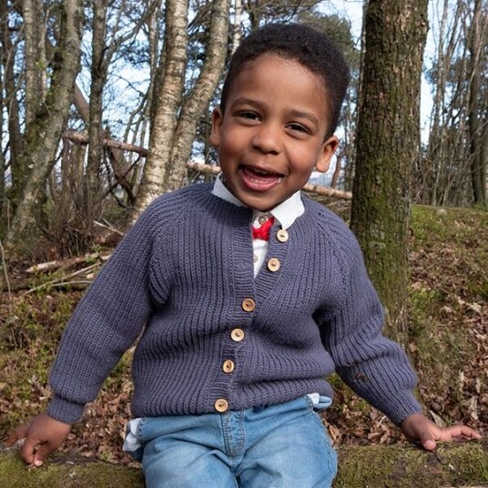 Bluum Strikkejakke Noah garnpakke i Soft Merino Ull