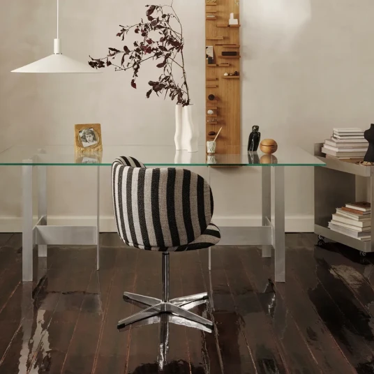 Ferm Living Lager Spisebord 200x90 cm Glass/Aluminium Ferm Living Lager Spisebord 200x90 cm Glass/Aluminium