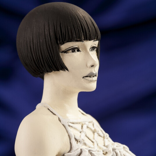Guido Crepax Valentina Statue Guido Crepax Valentina Statue