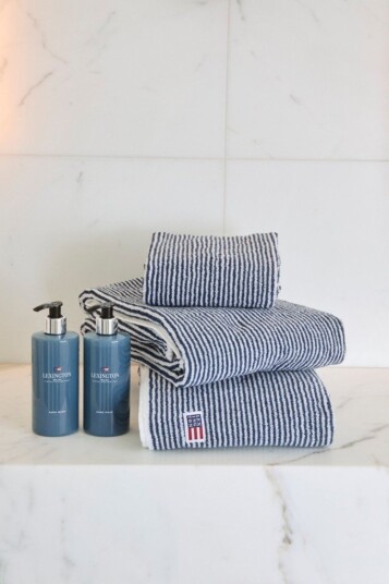 Lexington Original Håndkle White/Navy Striped 50x70cm Lexington Original Håndkle White/Navy Striped 50x70cm