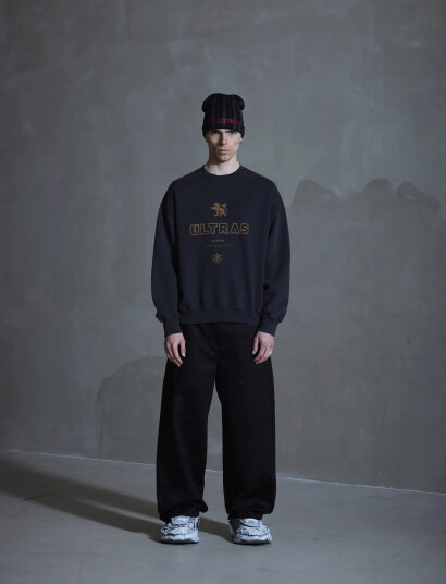 HAN Kjøbenhavn Ultras Oversized Crewneck Grey M HAN Kjøbenhavn Ultras Oversized Crewneck Grey M
