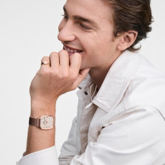 Daniel Wellington DW Watch Marlon Melrose Linen 32x36,3mm Rose Gold Daniel Wellington DW Watch Marlon Melrose Linen 32x36,3mm Rose Gold