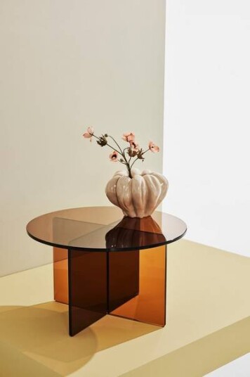 Pastill Iris glassbord ⌀ 60 cm 1611471-18-300 1696169-02-0 Pastill Iris glassbord ⌀ 60 cm 1611471-18-300 1696169-02-0
