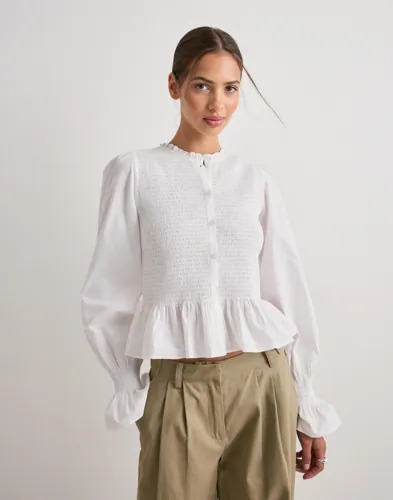 Nelly Hvit Favorite Smock Blouse