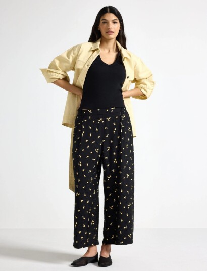Lindex Wide Cropped Trousers Black XS Lindex Wide Cropped Trousers Black XS