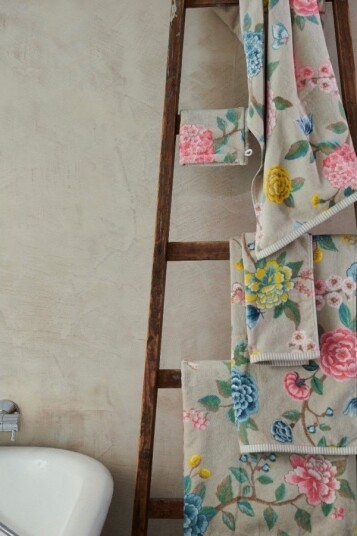 Pip Studio Good Evening Khaki 55X100 Pip Studio Good Evening Khaki 55X100
