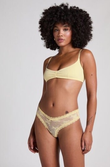 Hunkemöller Brasiliansk truse V shape Mesh Gul