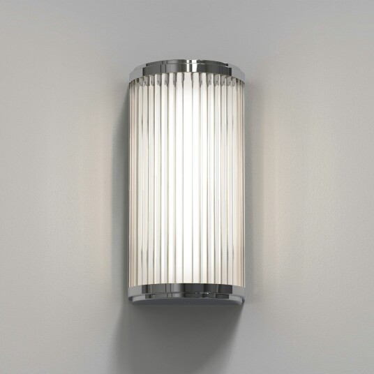 Astro Versailles 250 Baderomslampe LED Krom