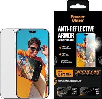 PanzerGlass Skjermbeskytter til iPhone 18 Pro Max med FastFit - Antirefleks - 9H - Svart kant