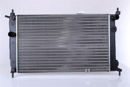 Radiator NISSENS 63252A
